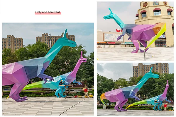 Dinosaur Statues