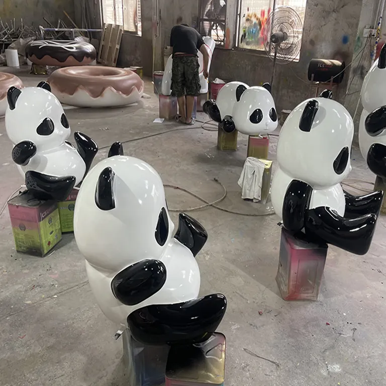 Giant Panda Statue detail image 5