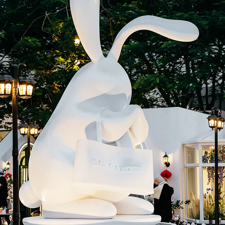 White Rabbit Statue​ detail image 4